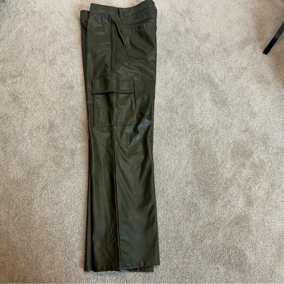 Zara Olive Green Vegan Faux Leather High Rise Straight Leg Cargo Pants 12 NWOT - Picture 4 of 10